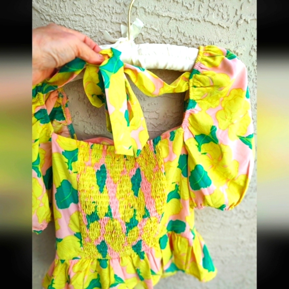 Milk &Honey floral smocked top